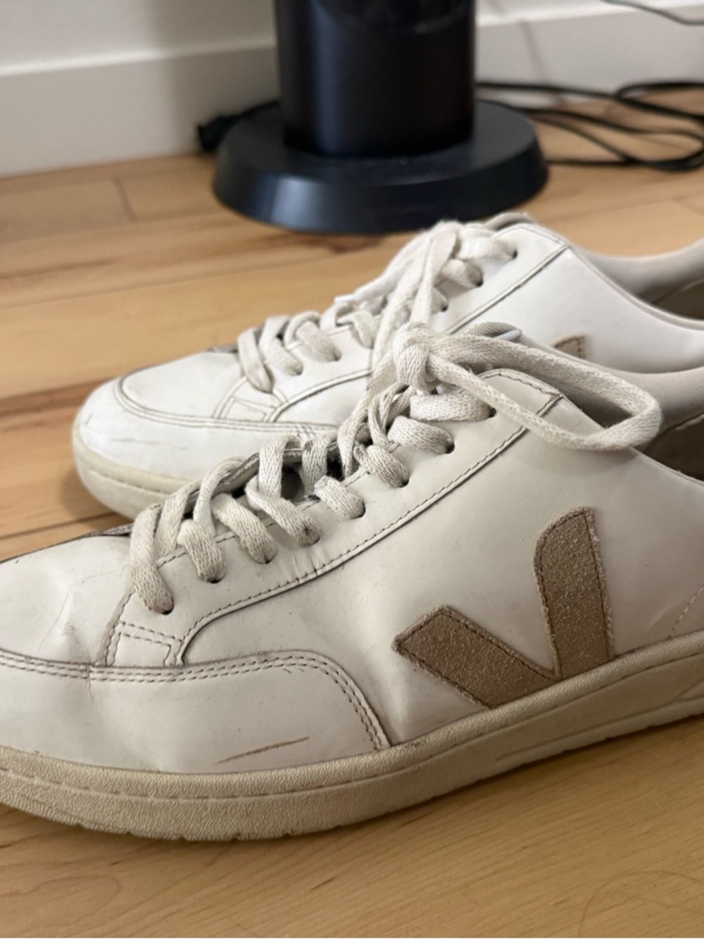 Veja Campo White Leather Sneakers with Tan Logo - size 13.5 men’s